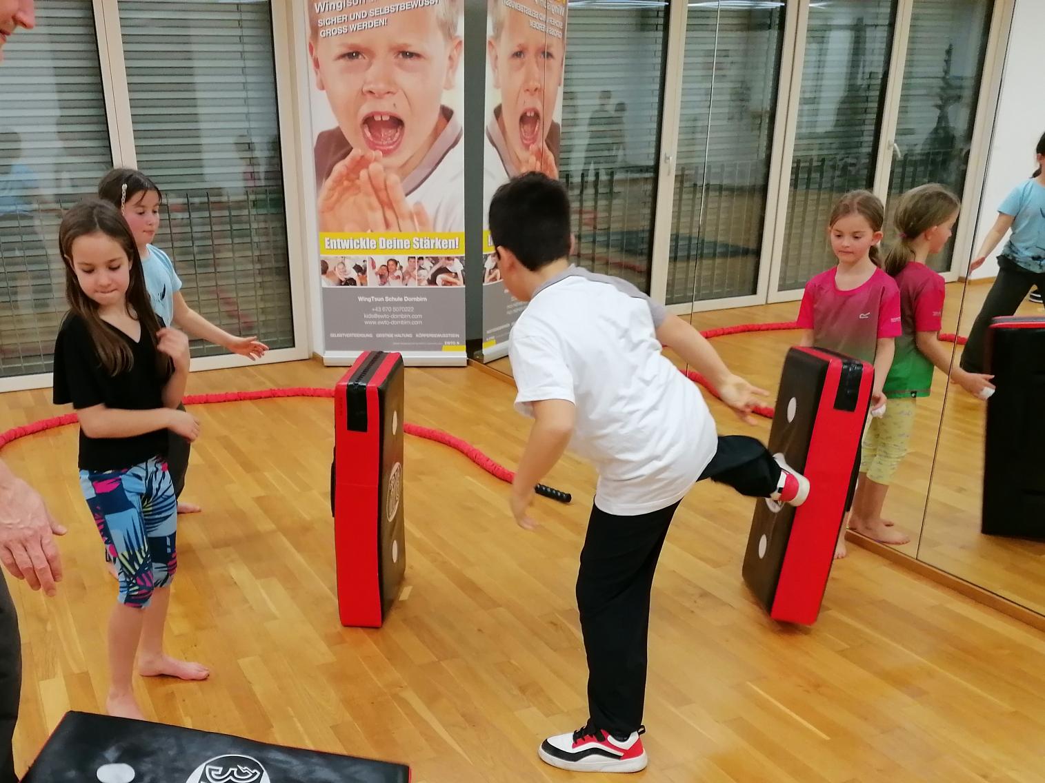 News, WingTsun Schule Dornbirn, Wolfgang Stadelmann, Selbstverteidigung, EWTO, Dornbirn, Abschlusstraining2023, Kinder, Kids News, WingTsun Schule Dornbirn, Wolfgang Stadelmann, Selbstverteidigung, EWTO, Dornbirn, Abschlusstraining2023, Kinder, Kids